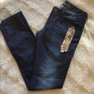 Miss Me Nicole Low Rise Skinny